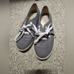 WOMENS LOW PRO VANS
